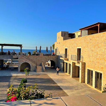 Margo Beach Hotel Gythio Eksteriør billede